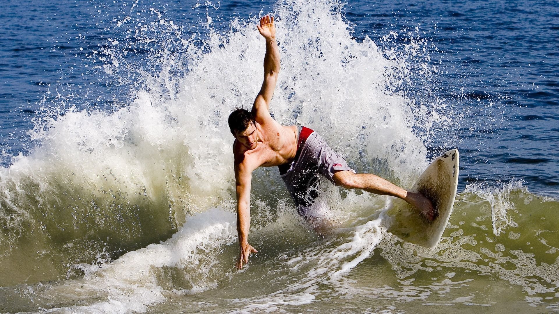 阿劳霍，当大场面先生降临曼城与利物浦的史诗战场